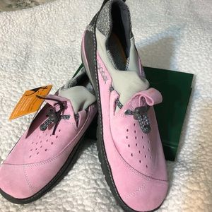 Timberlands outdoor new shoes.